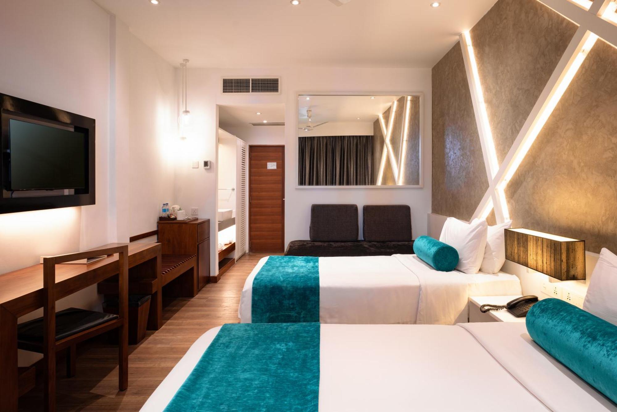 Camelot Beach Hotel Негомбо Екстер'єр фото