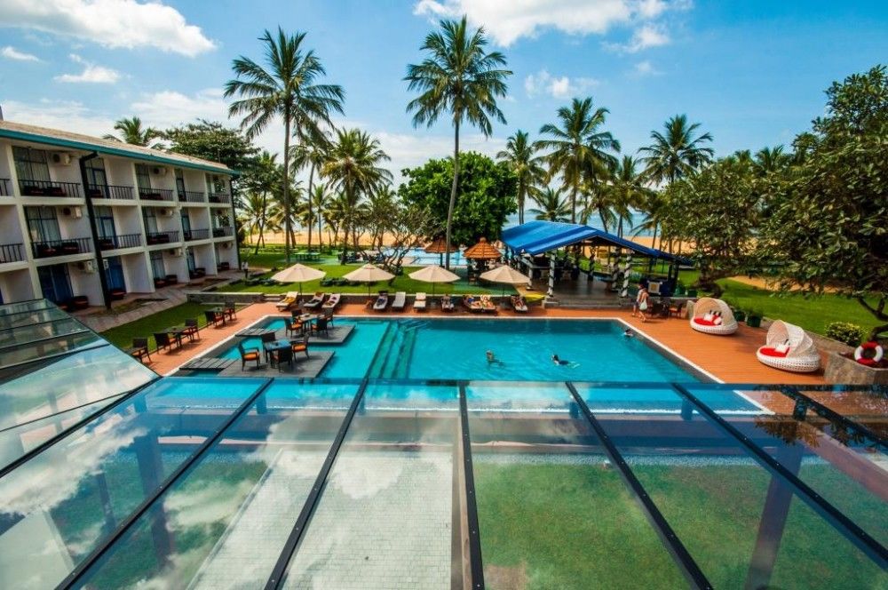 Camelot Beach Hotel Негомбо Екстер'єр фото