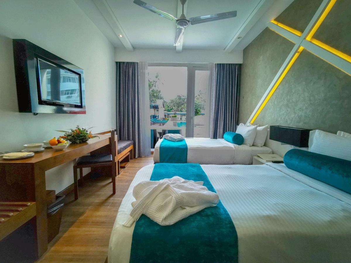 Camelot Beach Hotel Негомбо Екстер'єр фото